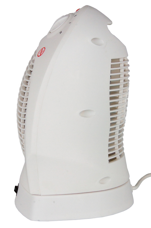 Termowentylator Warm Tech RSO20001 1000/2000W niewielkich rozmiarów urządzenie dogrzewające pomieszczenia