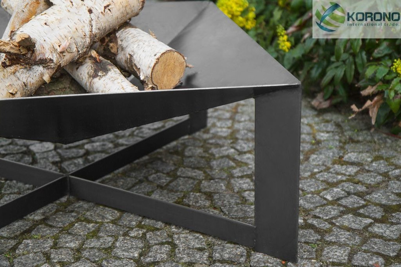 Palenisko ogrodowe Korono KOR330 70x70cm ze stali czarnej idealne palenisko do ogrodu pozwoli na bezpieczne użytkowanie ogniska